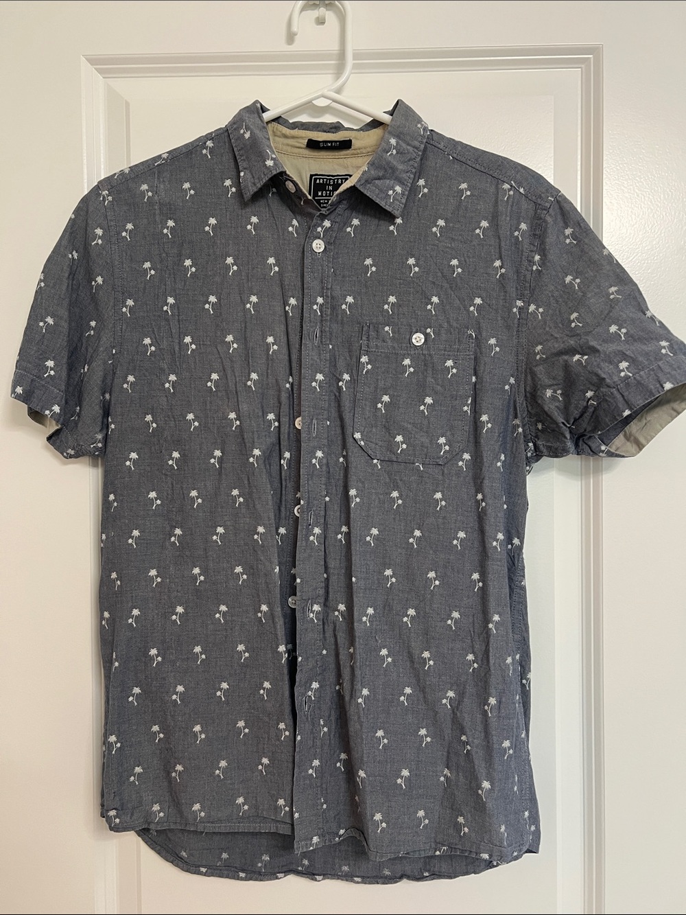 Club Room Navy Short-Sleeve Button-Down with White Palm Print